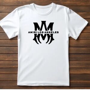 Gildan T shirt with a Luxury inspired design Gildan T Shirt